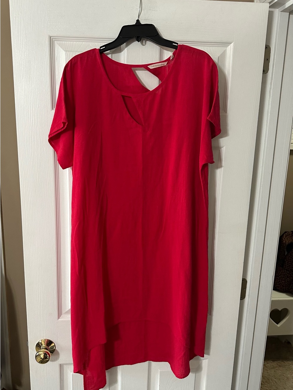 Soft Surroundings Red Short Sleeve Shift Tunic with Keyhole Neck